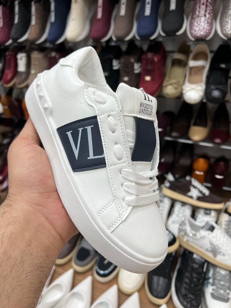 кеды valentino,кроссовки женские valentino,,valentino кроссовки,кеды valentino женские