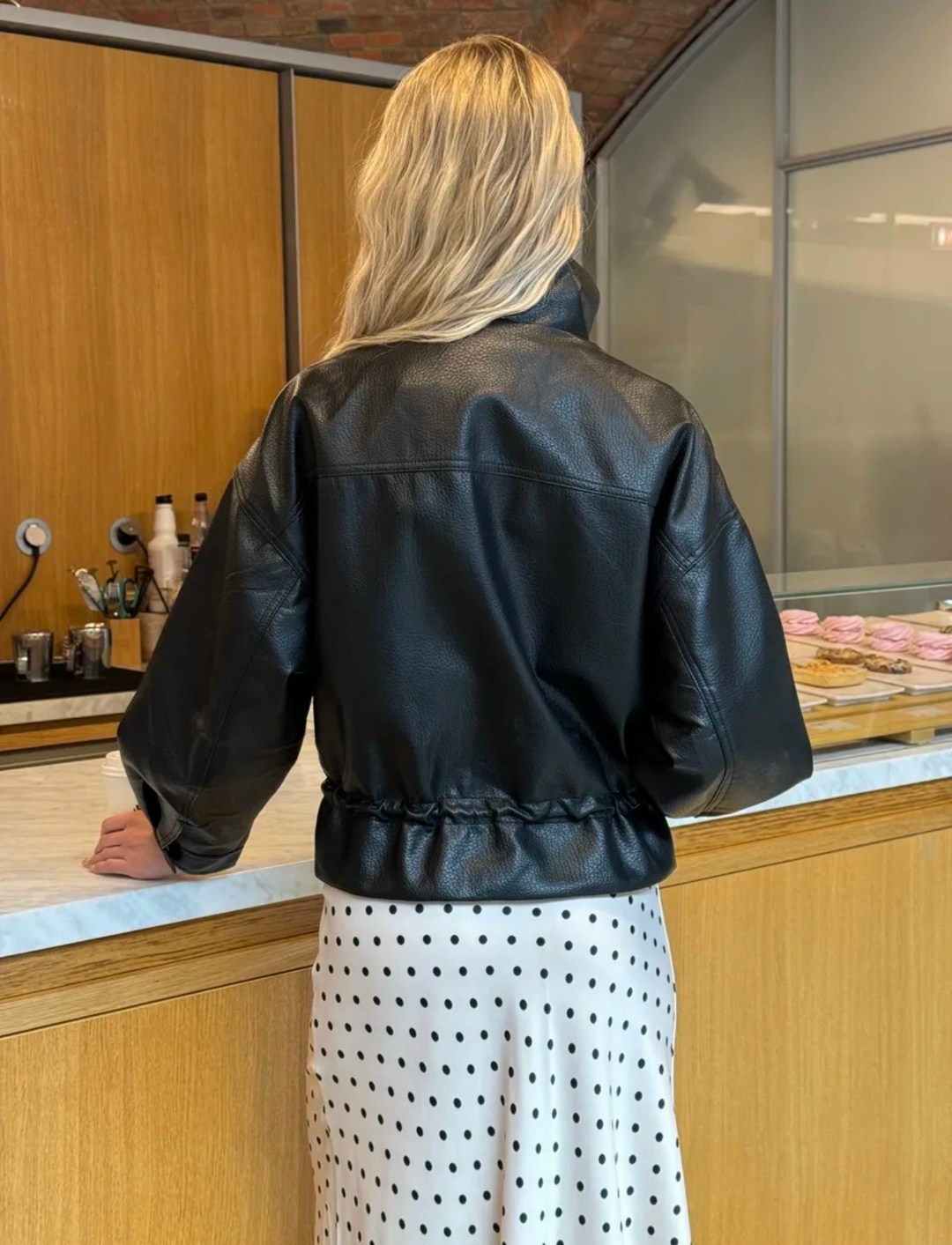 куртка кожаная,куртка косуха,куртка кожаная косуха oversize,куртка женская,кожаная женская куртка