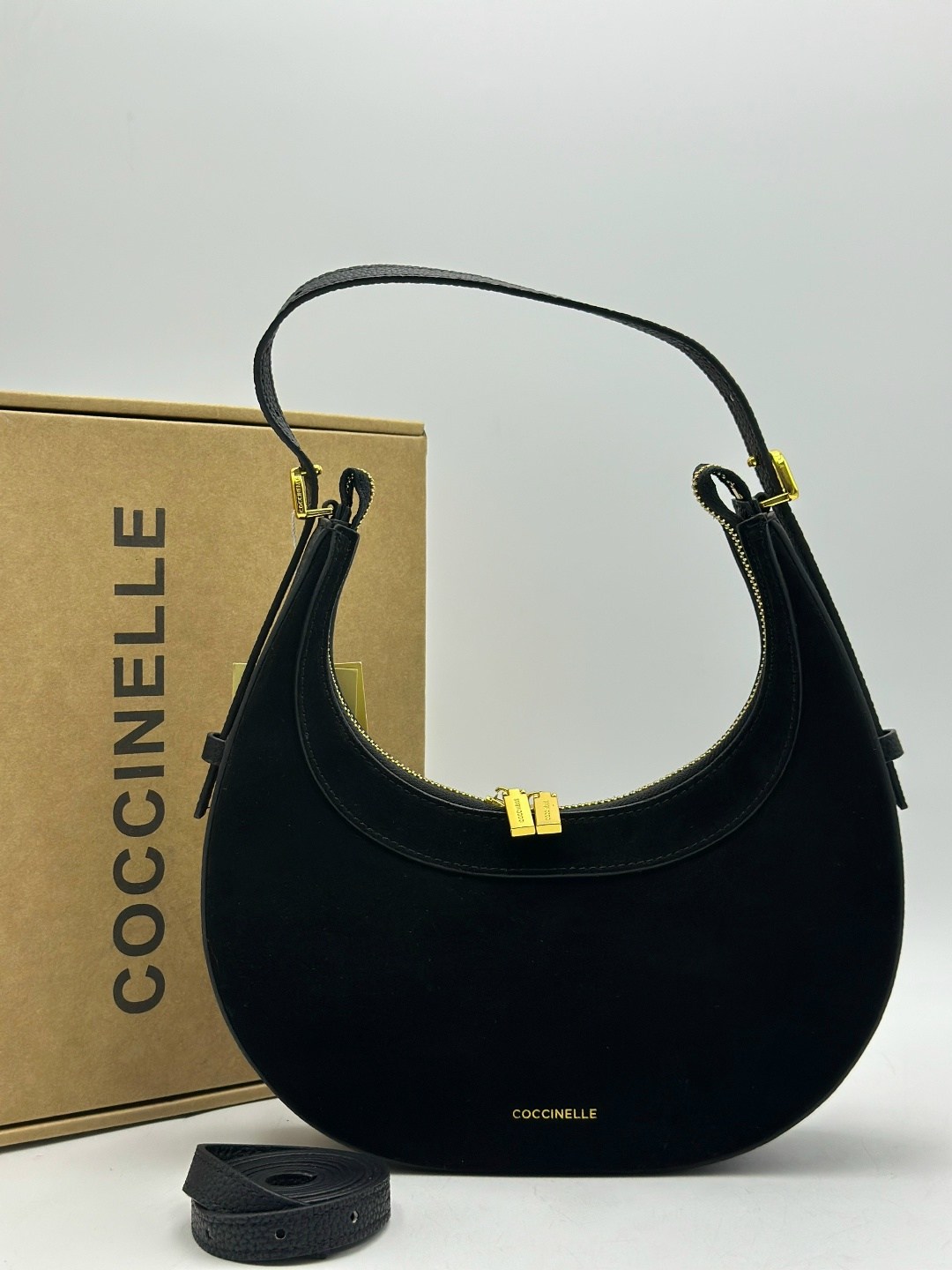 сумка coccinelle,сумка хобо coccinelle натуральная замша,брендовые сумочки,сумка coccinelle натуральная замша люкс,сумки женская