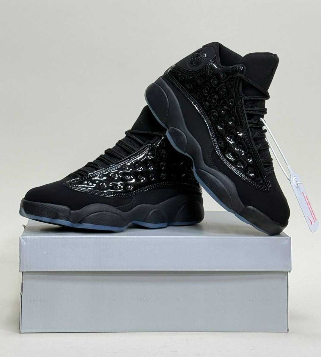 кроссовки nike air jordan 13 retro "black cat",кроссовки nike air jordan 13 retro,nikе air jordan 13 лак мужские кроссовки,кроссовки nike air jordan 13 черные лак,nike air jordan 13 black cat