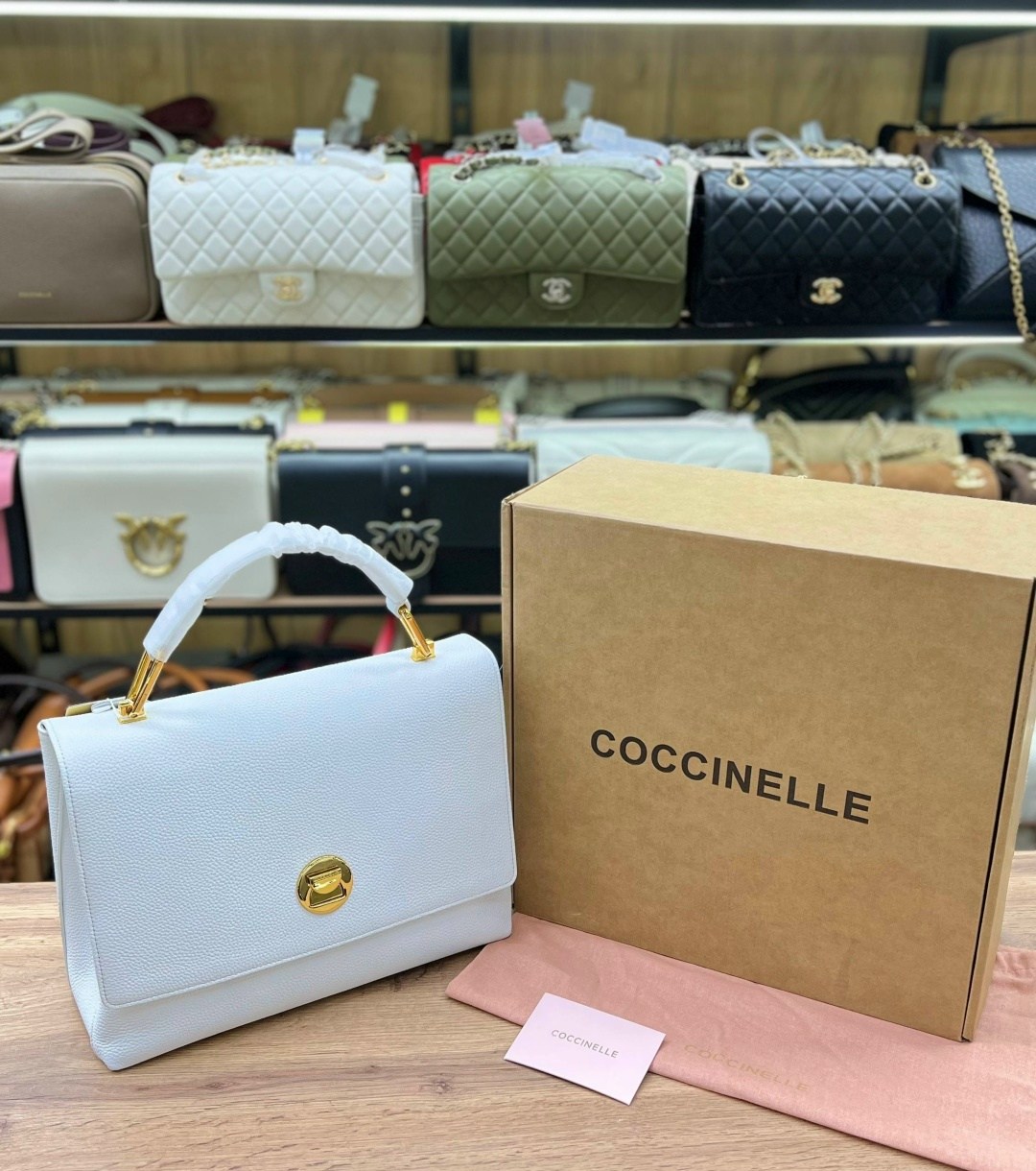сумка coccinelle,женская сумка,сумка,coccinelle сумка на плечо liya,женская сумочка