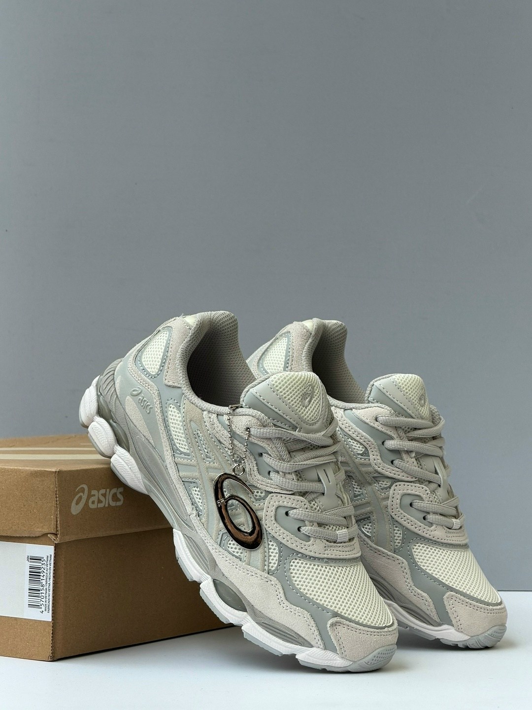 кроссовки asics gel nyc,кроссовки asics gel-nyc white oyster grey,кроссовки asics gel-nyc oyster grey,asics gel-nyc white oyster grey,кроссовки asics gel