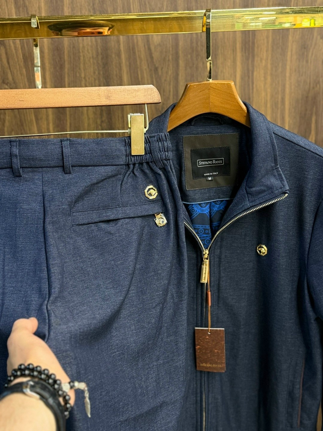 спортивный костюм loro piana,спортивный костюм brunello cucinelli,спортивный костюм мужской loro piana,костюм loro piana,мужские спортивные костюмы