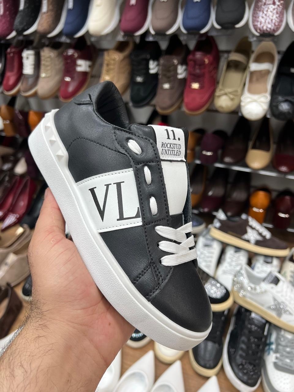 кеды valentino,кроссовки женские valentino,,valentino кроссовки,кеды valentino женские