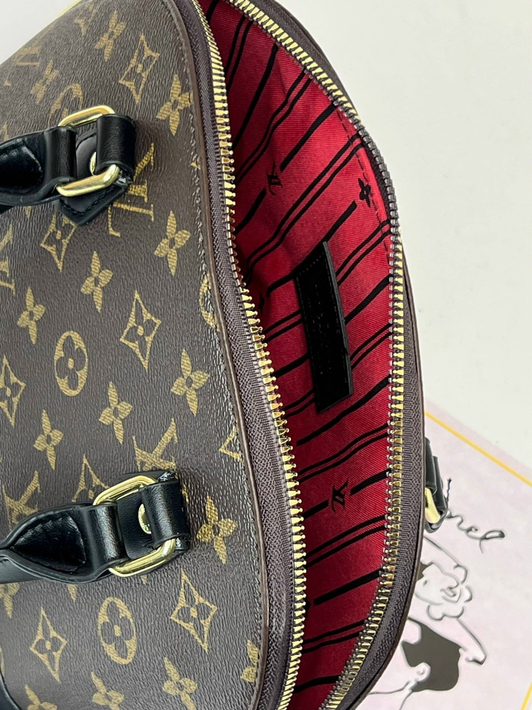 сумка луи виттон альма,женские сумки луи виттон,сумкa louis vuitton,louis-vuitton alma bb damier ebene,женская сумка louis vuitton