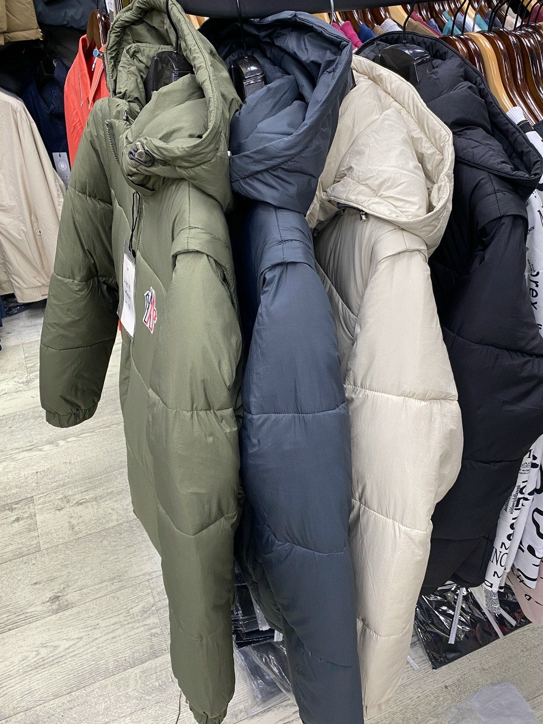 пуховик moncler,куртка пуховик,куртка,куртка зимняя,куртка теплая зимняя