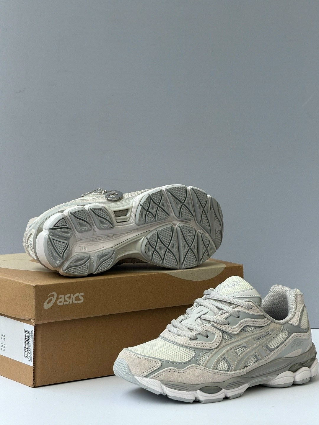 кроссовки asics gel nyc,кроссовки asics gel-nyc white oyster grey,кроссовки asics gel-nyc oyster grey,asics gel-nyc white oyster grey,кроссовки asics gel