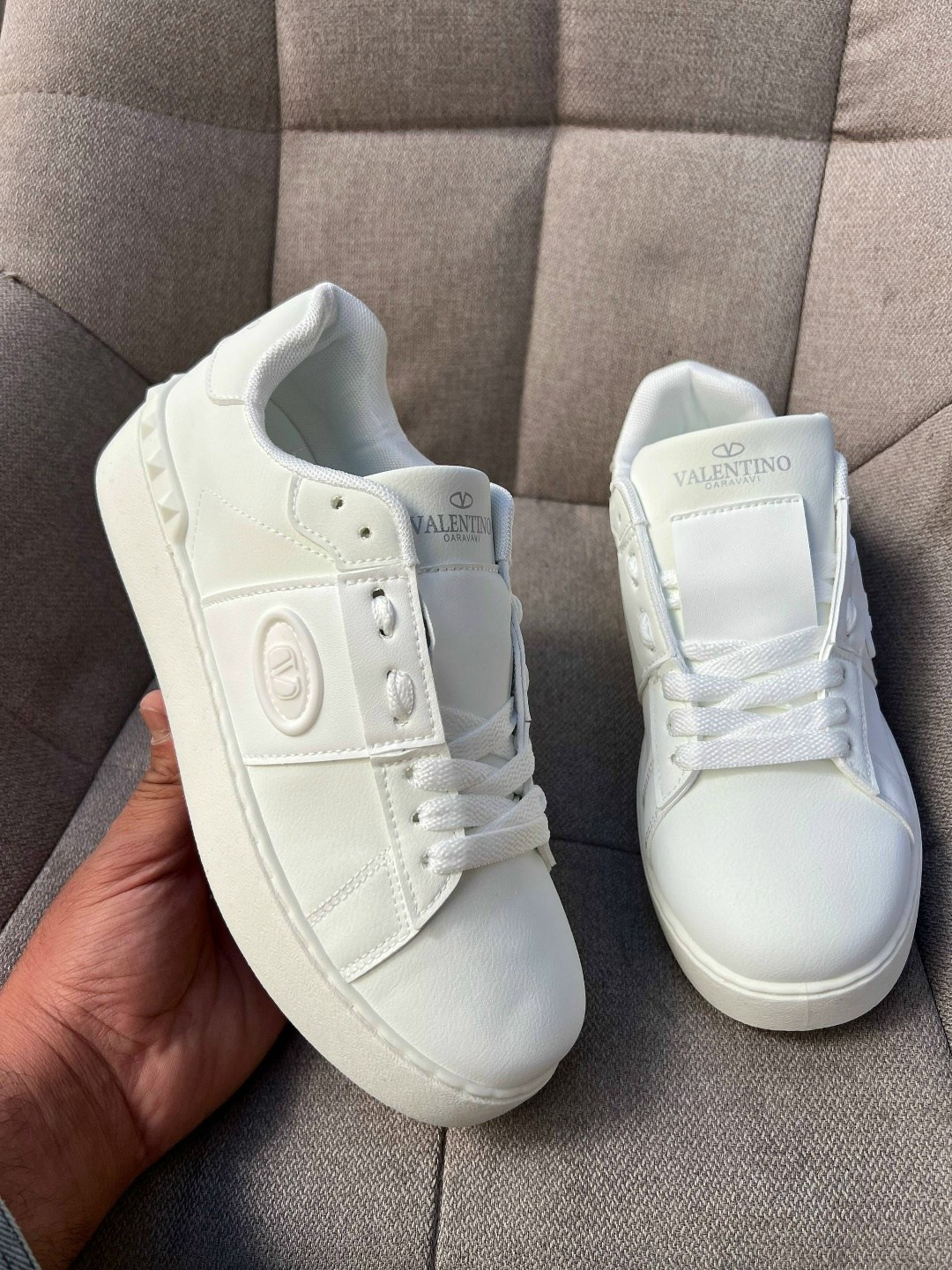,кроссовки valentino,кеды кожа,кеды valentino,кеды валентино мужские