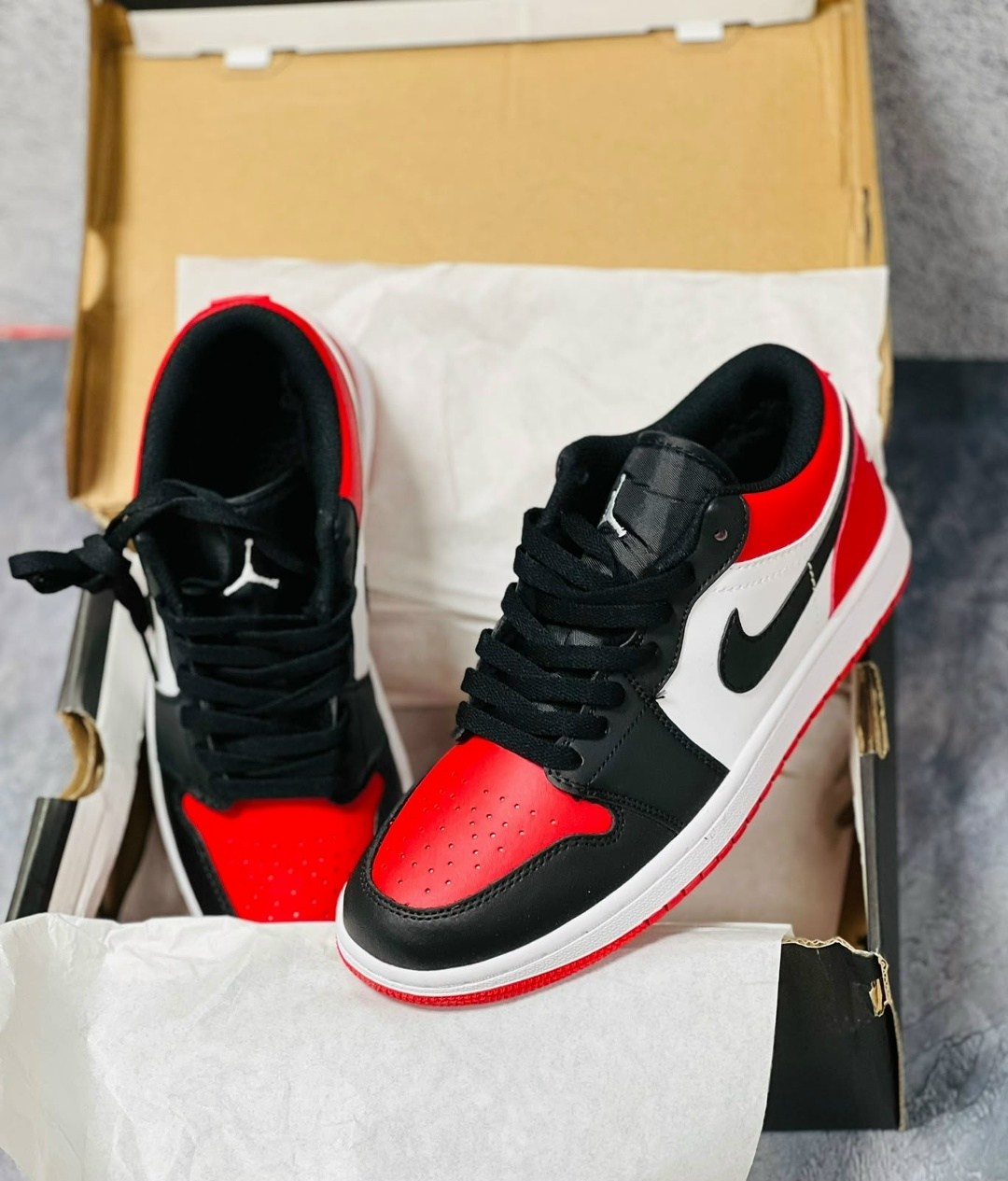air jordan 1 low bred toe,jordan 1 low bred toe,nike air jordan 1 low,air jordan 1 low,jordan 1 low