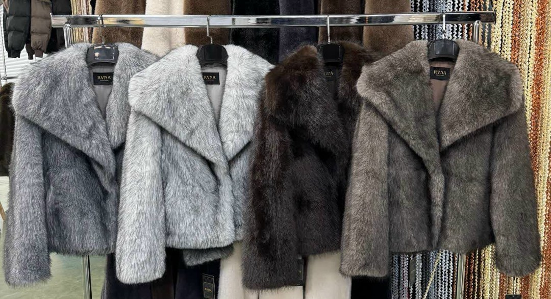 женская шуба,шуба искусственная,шуба,шубка,шуба из искусственного меха