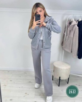 Костюм