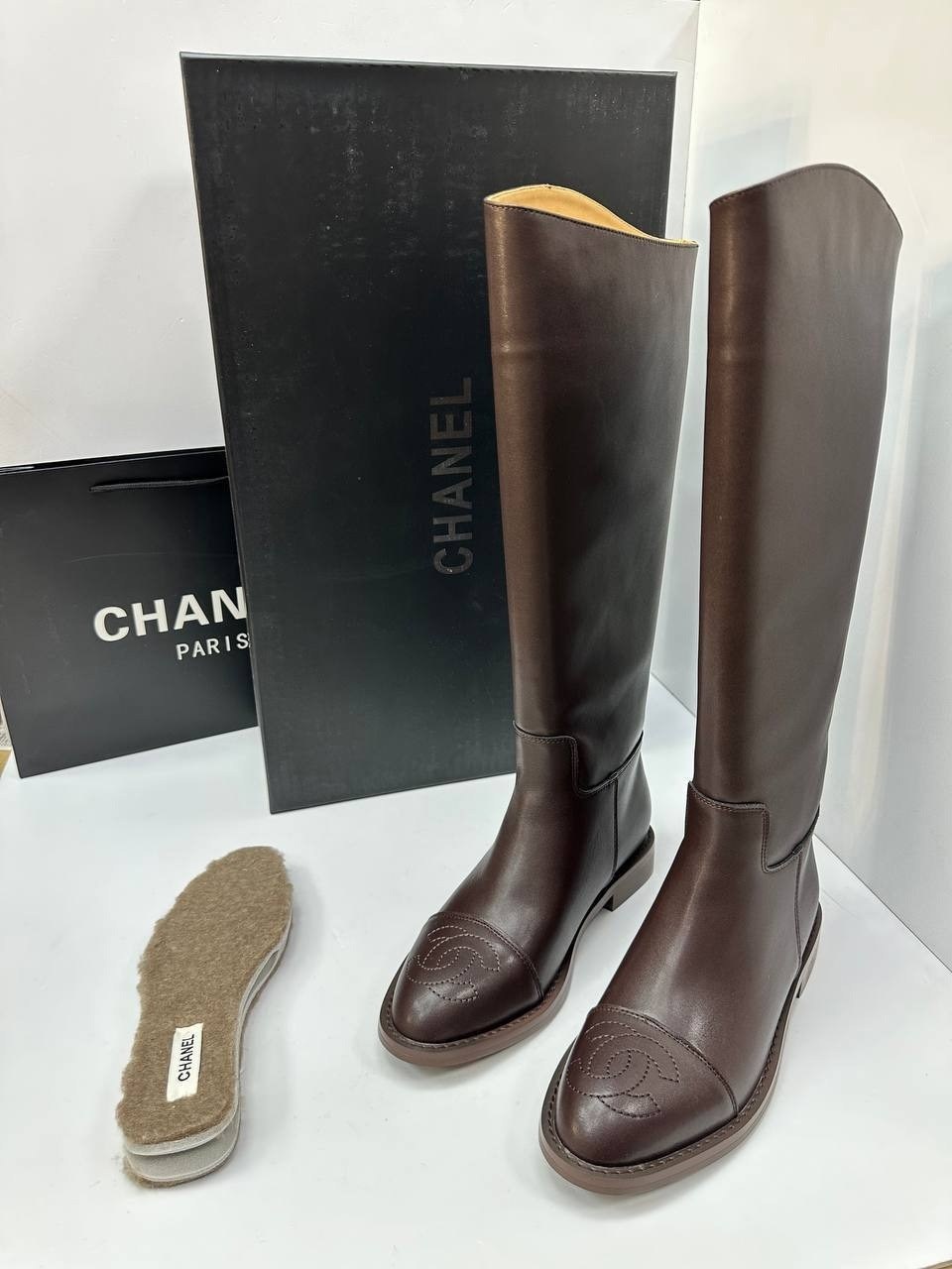 сапоги chanel,сапоги шанель,сапоги шанель цум,сапоги шанель черные,