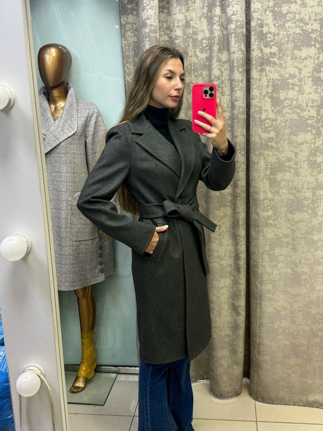 стильное пальто,пальто женское,пальто классическое,пальто,пальто демисезонное