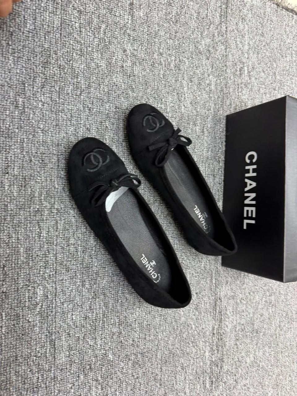 лоферы chanel,лоферы замшевые,,лоферы женские на меху chanel,женские замшевые лоферы chanel коричневые с мехом