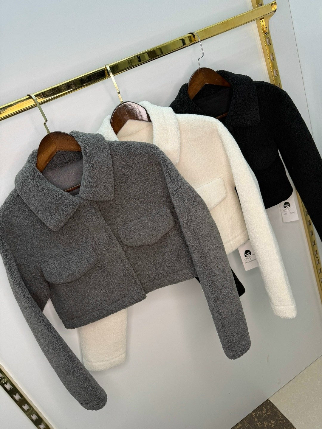 куртка из искусственной овчины zara,жакет теплый,короткая куртки,короткая куртка женская,укороченная куртка