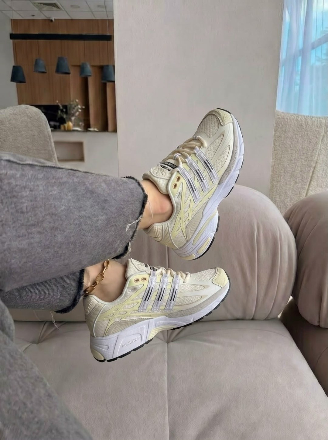 кроссовки adidas,кроссовки женские adidas,кроссовки adidas original,,adidas response cl