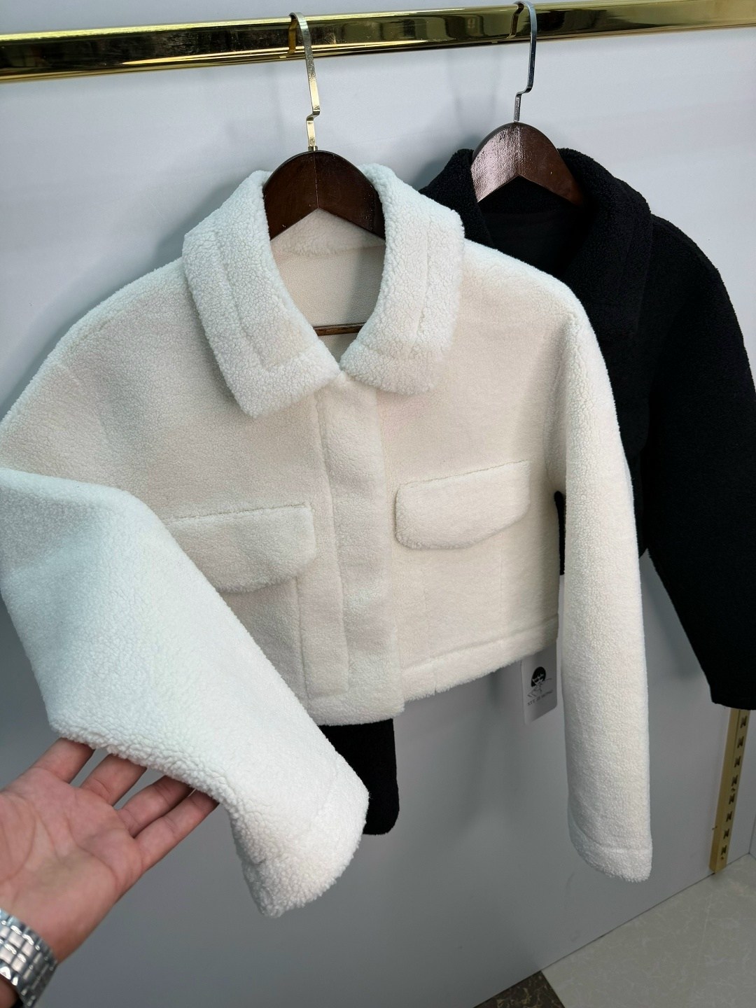 куртка из искусственной овчины zara,жакет теплый,короткая куртки,короткая куртка женская,укороченная куртка
