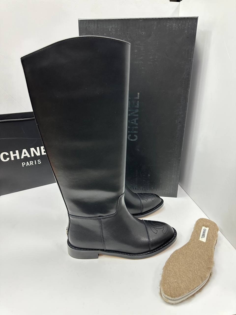 сапоги chanel,сапоги шанель,женские ботильоны chanel мягкие из кожаного спилка,женские сапоги,женские осенние сапоги chanel 2026 черные кожаные высокие