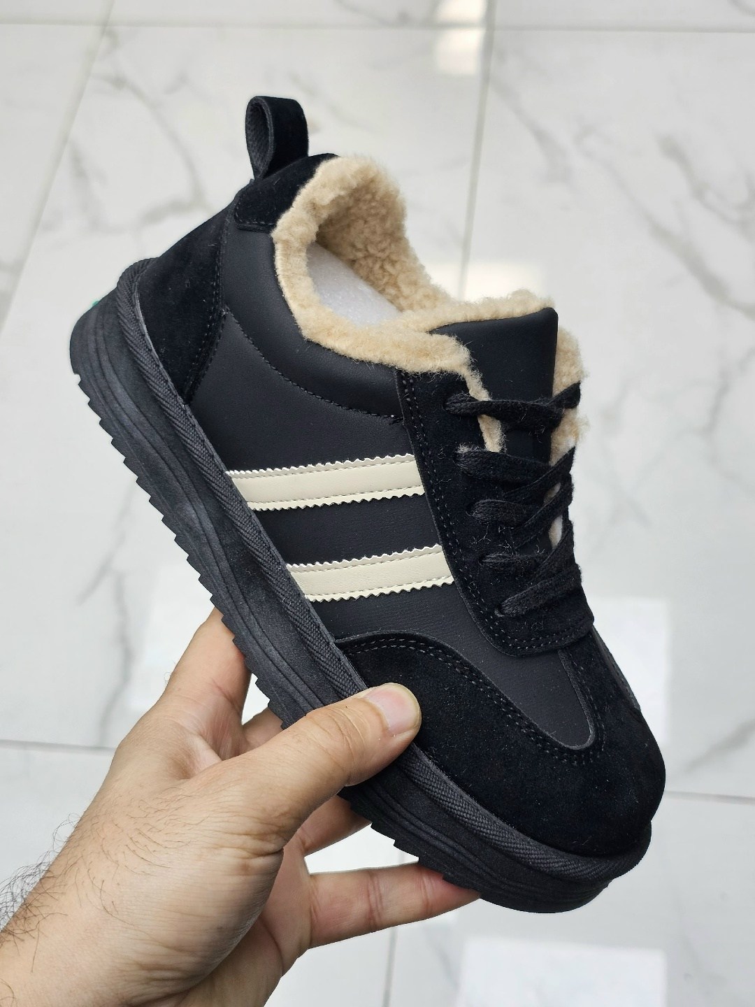 ,кроссовки originals campus 00s зимние с мехом adidas,кроссовки зимние,женские кроссовки,кроссовки adidas зимние