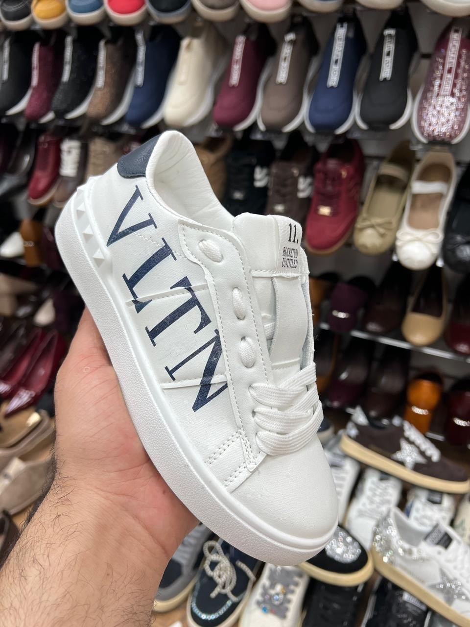 кеды valentino,,кроссовки valentino,кеды валентино,женские кеды