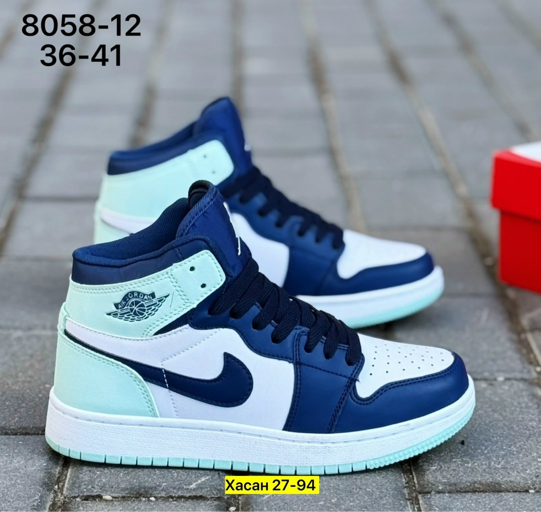 nike air jordan 1 mid,nike air jordan 1,air jordan 1 mid,nike air jordan 1 mid se,nike air jordan 1 blue