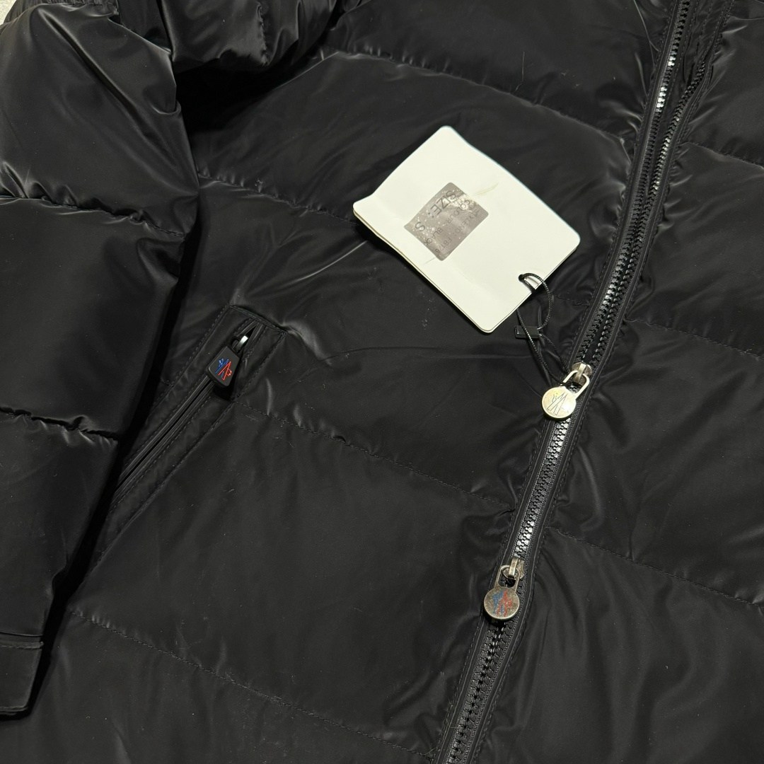 мужской пуховик moncler,зимняя куртка moncler,пуховик moncler,куртка мужская зимняя moncler,пуховик moncler maya