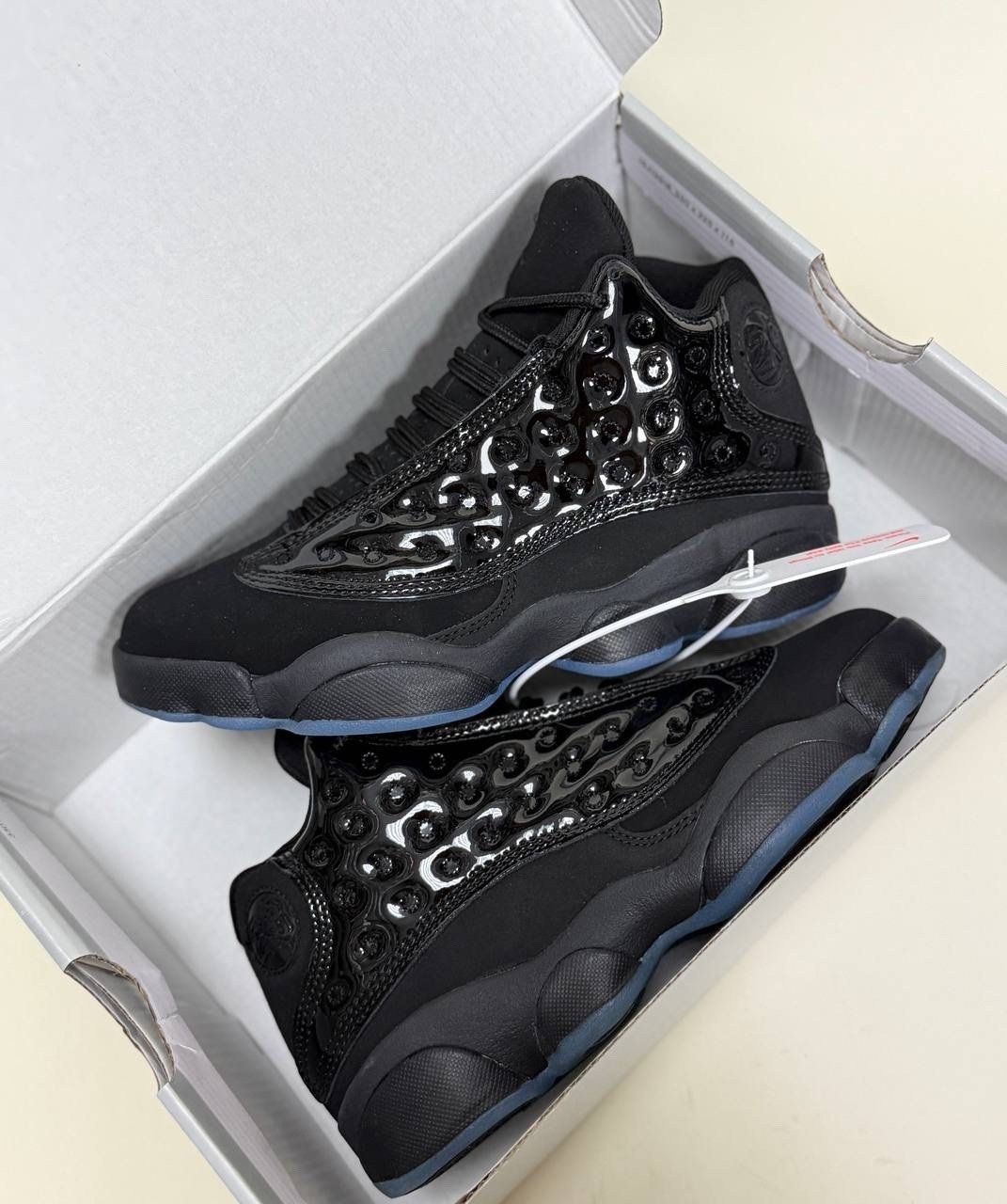 кроссовки nike air jordan 13 retro "black cat",кроссовки nike air jordan 13 retro,nikе air jordan 13 лак мужские кроссовки,кроссовки nike air jordan 13 черные лак,nike air jordan 13 black cat