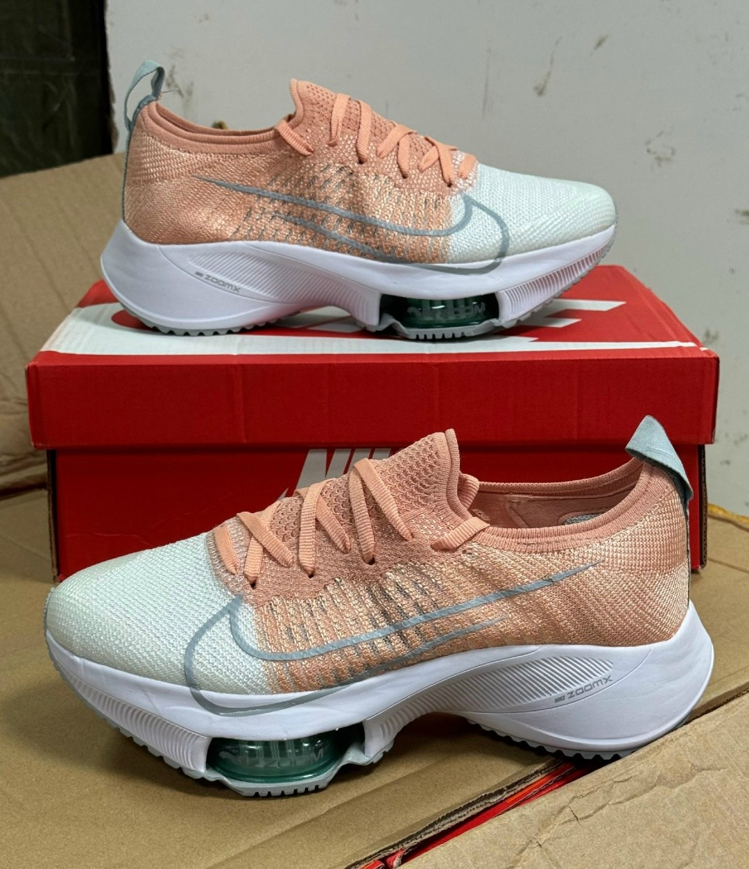nike air zoom tempo next,женские беговые кроссовки nike air zoom tempo,кроссовки nike air zoom tempo next,nike air zoom tempo next flyknit,кроссовки nike air zoom tempo