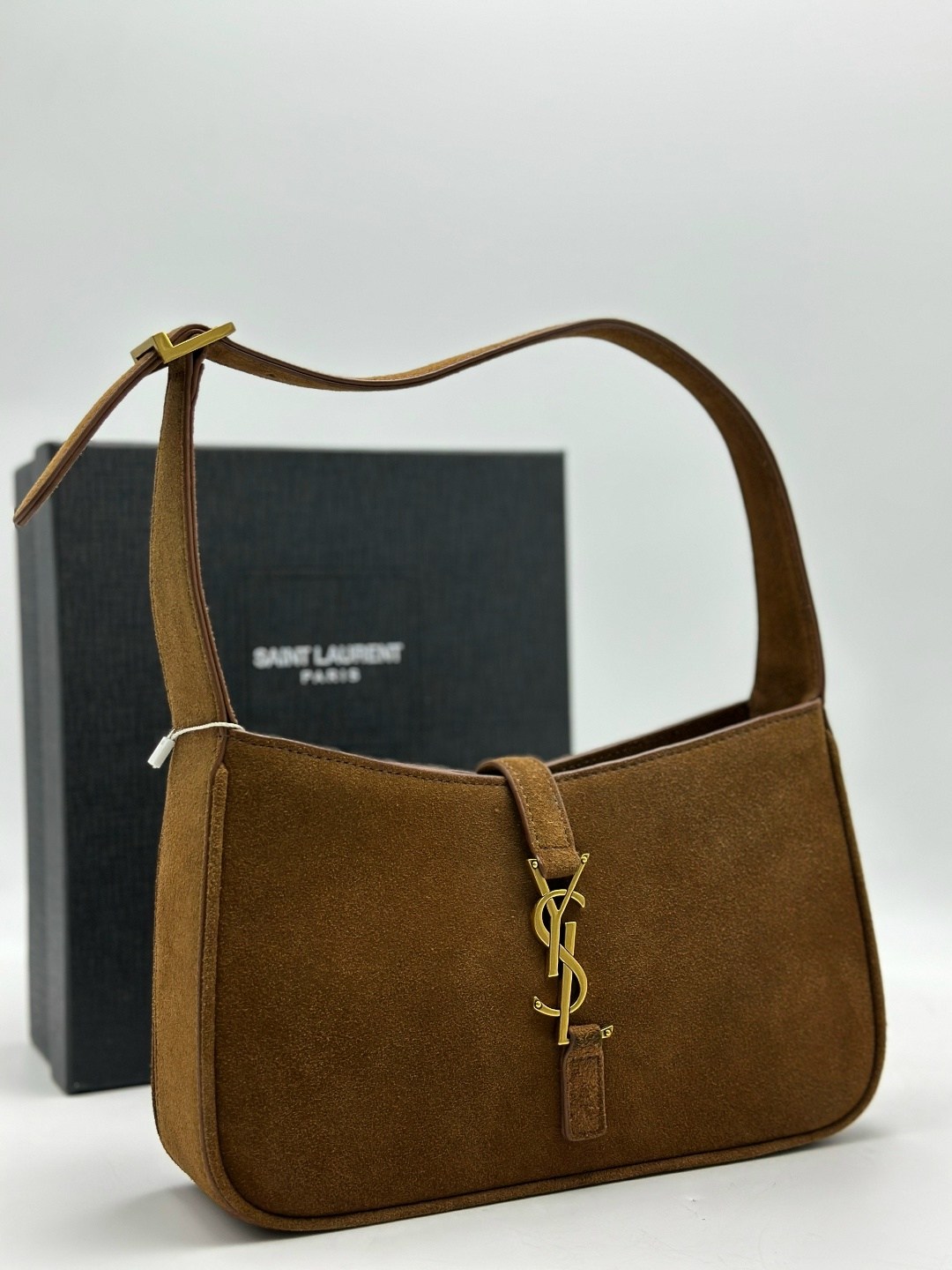 yves saint laurent сумка,замшевая сумка,женская замшевая сумка yves saint laurent 25x13 см,сумка женская yves saint laurent,сумка женская натуральная замша