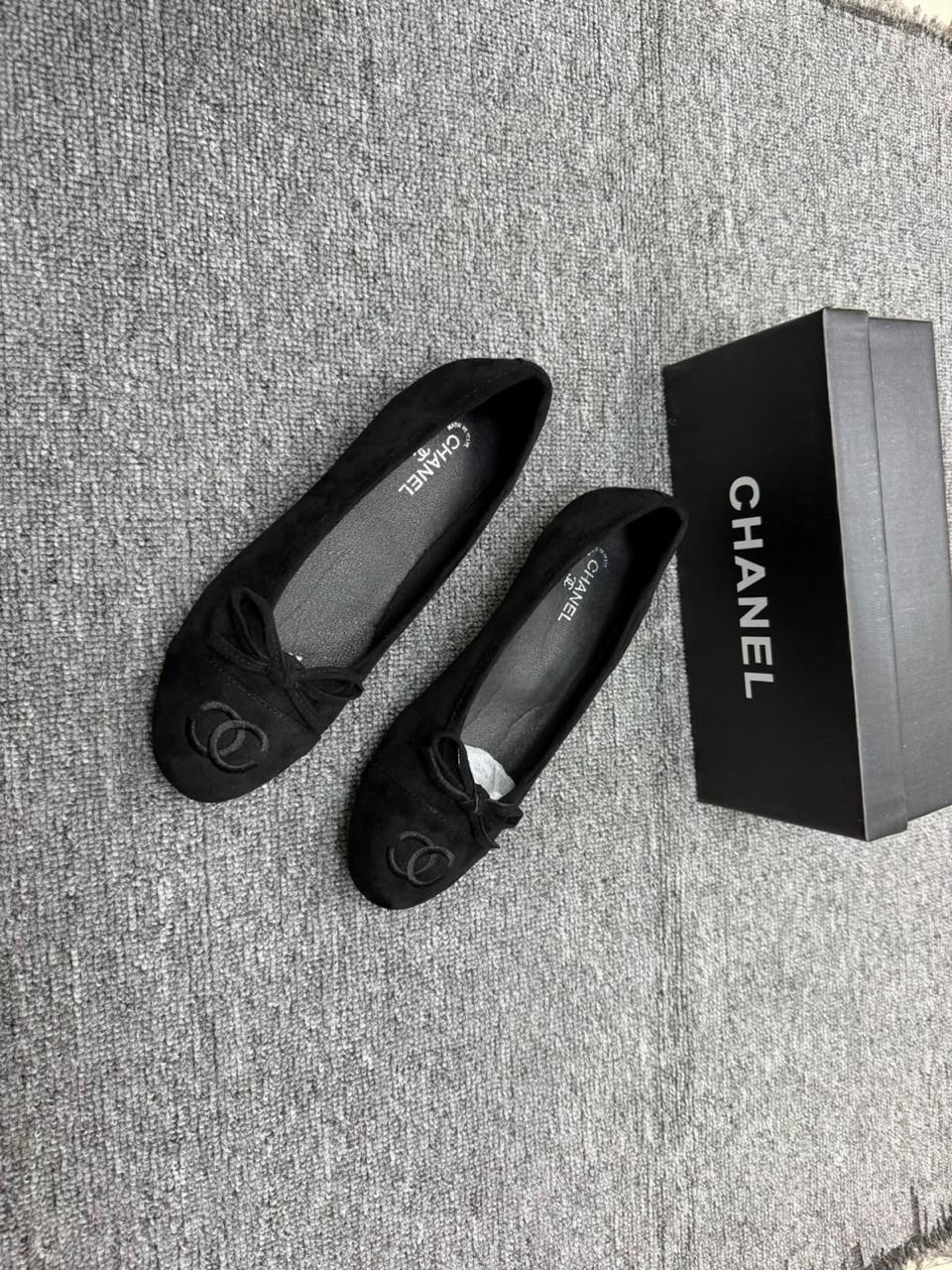 лоферы chanel,лоферы замшевые,,лоферы женские на меху chanel,женские замшевые лоферы chanel коричневые с мехом