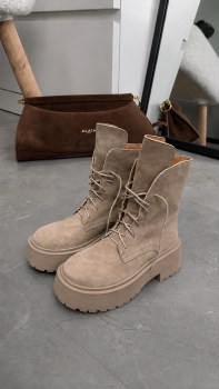 Ботинки