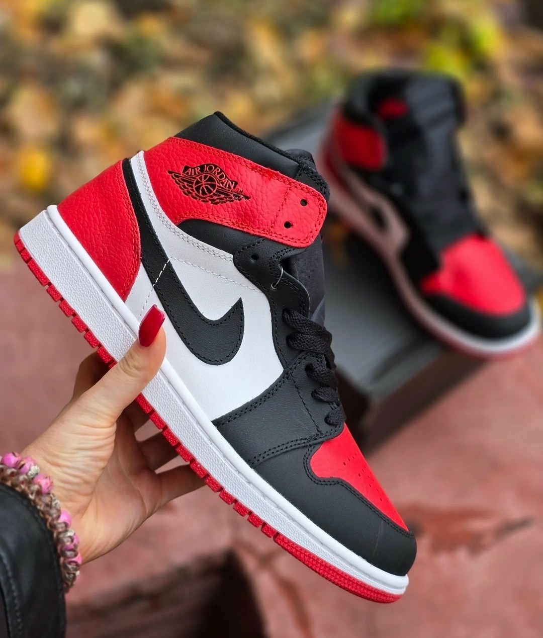 nike air jordan 1 mid,кроссовки мужские nike air jordan 1 retro high,nike air jordan 1,nike air jordan 1 retro,air jordan 1 mid