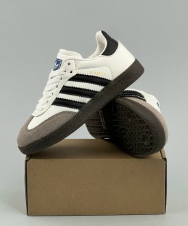 Кроссовки
