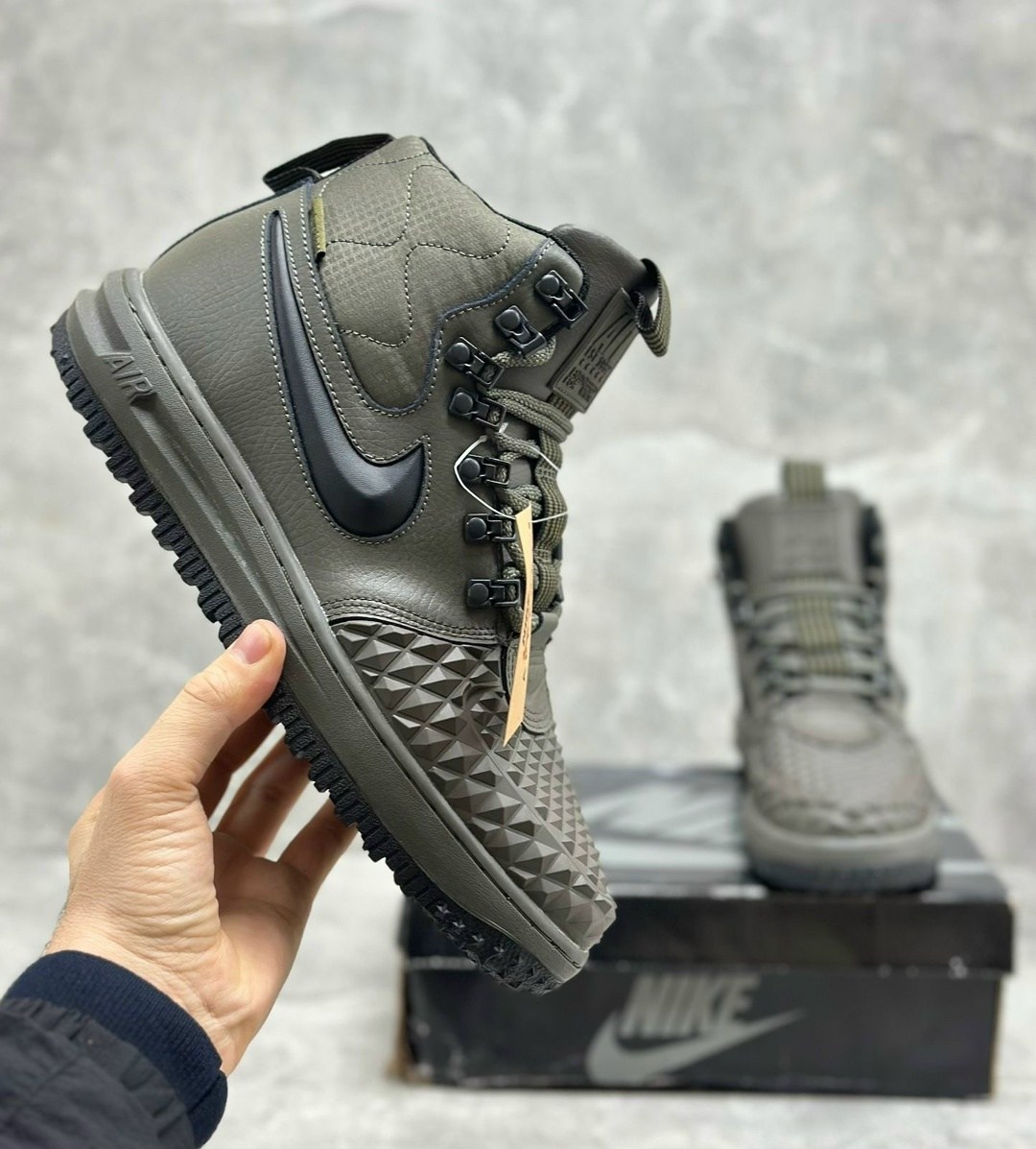 кроссовки nike force lunar 1 duckboot,зимние nike lunar duckboot кроссовки мужские,nike lunar force 1 duckboot,мужские кроссовки nike lunar force 1 duckboot khaki speck,кроссовки nike lunar force 1 du
