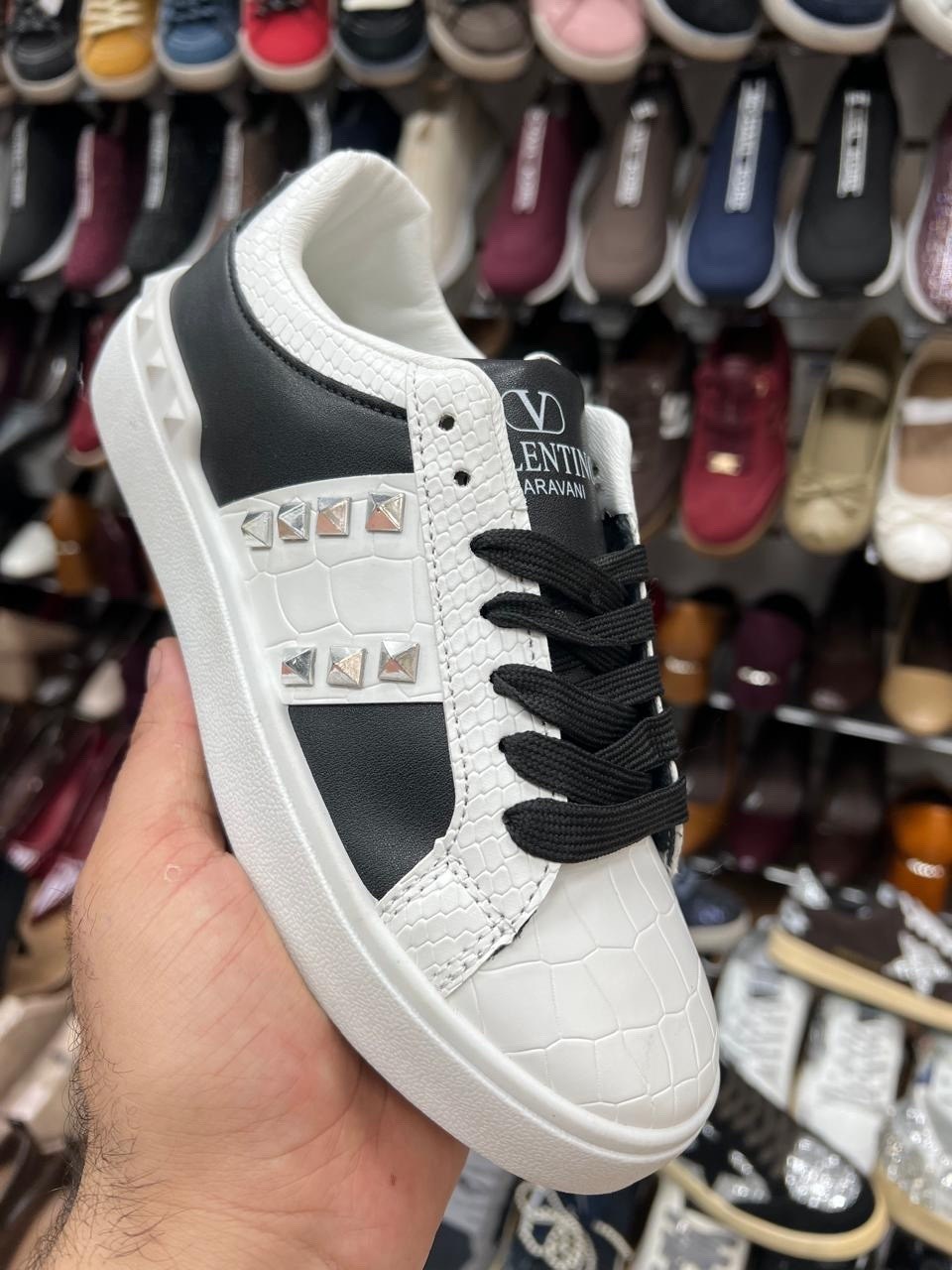 ,кроссовки женские valentino,valentino кроссовки,кеды louis vuitton frontrow,кроссовки женскиe