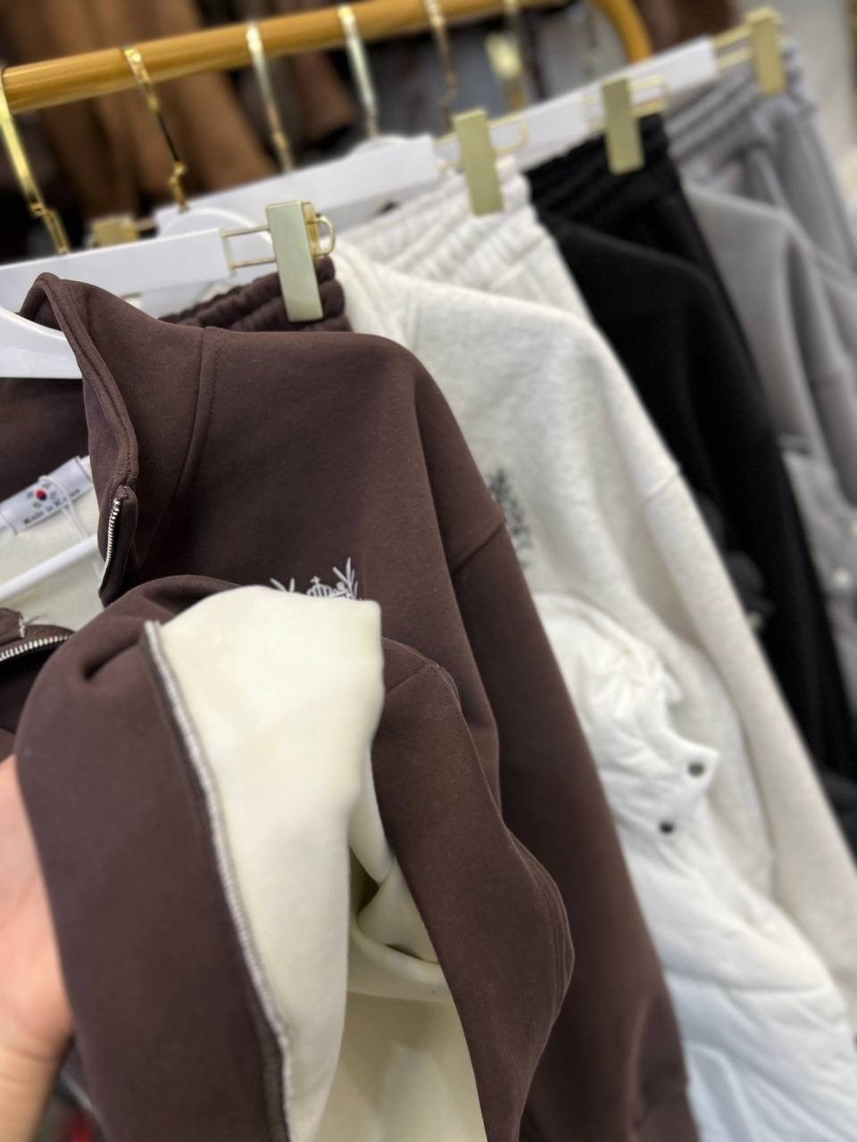 женский серый костюм тройка miu miu premium,костюм тройка женский,miu miu женский серый костюм тройка,костюм женский на флисе,костюм на флисе