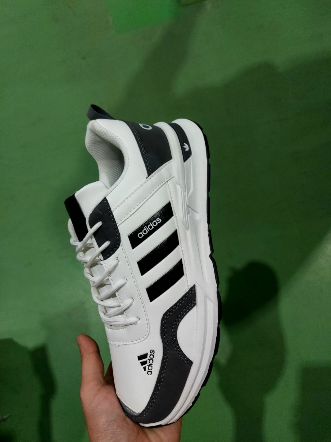 кроссовки мужские adidas,мужские кроссовки,кроссовки adidas,,мужская  кроссовки
