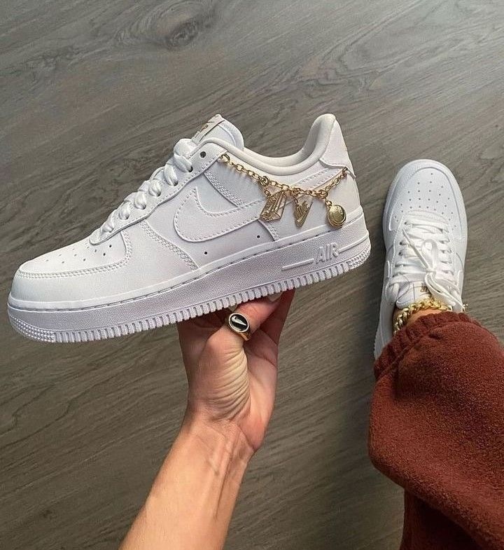 кросcовки nike air force 1,nike air force 1 low,nike air force 1,nike air force 1 07,nike air force 1 07 lx lucky charms