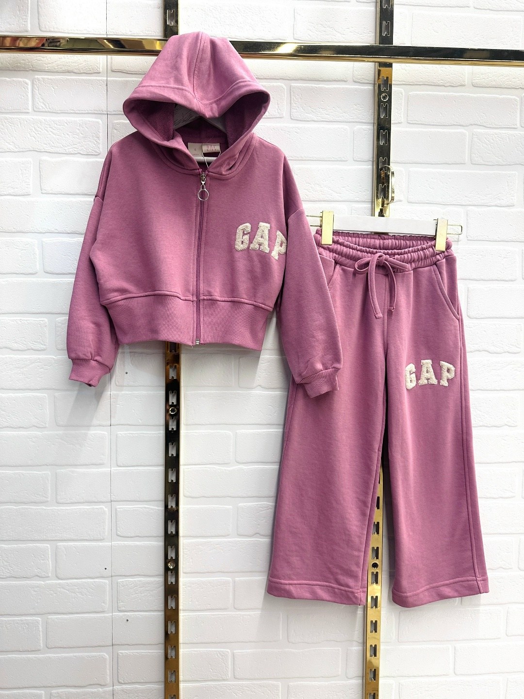 спортивные костюмы для девочек,спортивный костюм gap,детские костюмы,костюм фиолетовый,костюм для девочек