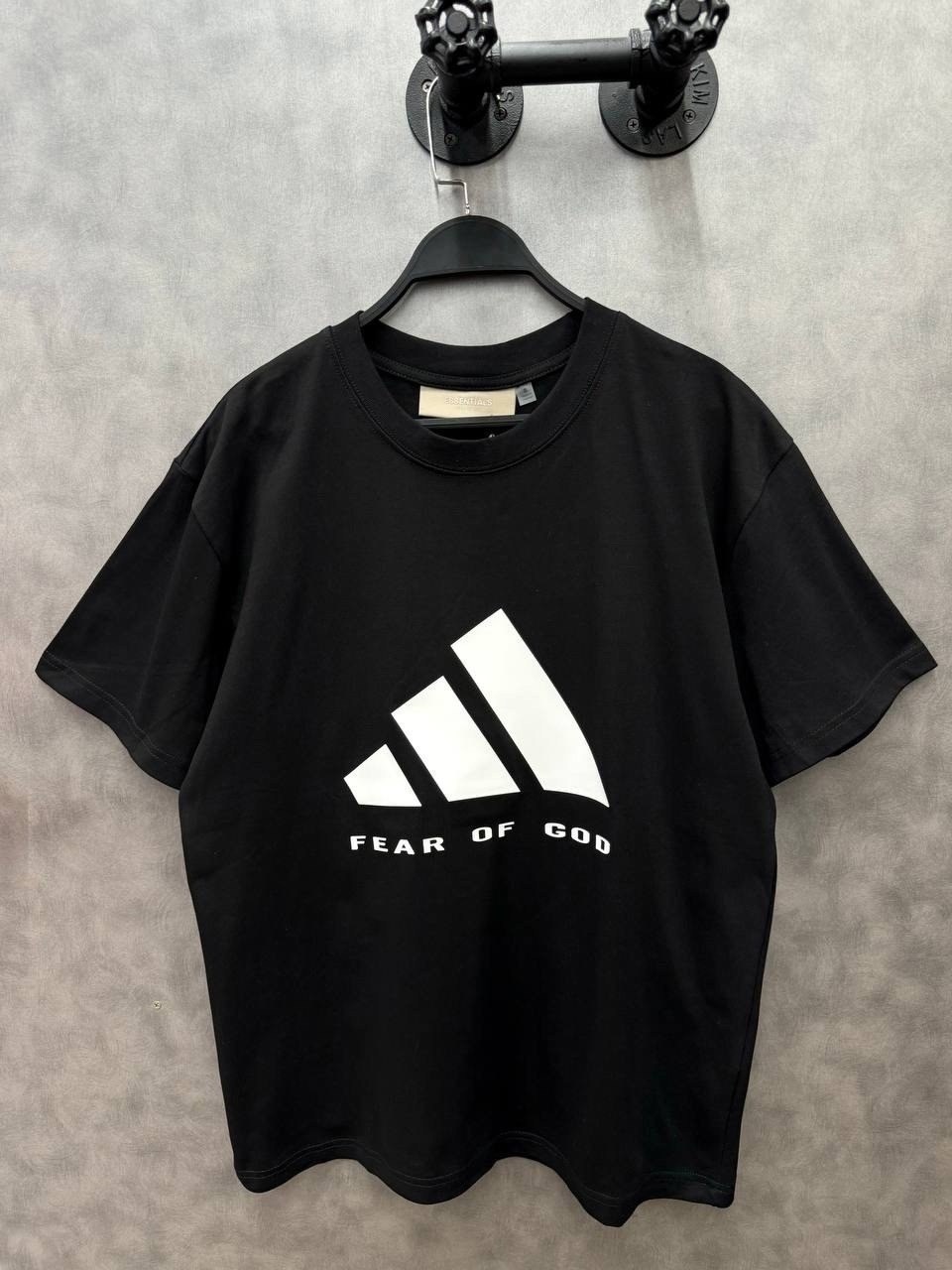 мужские майки adidas,adidas черный,мужская футболка adidas,спортивные костюм,мужской футболки