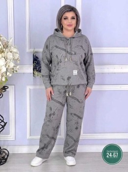 Костюм