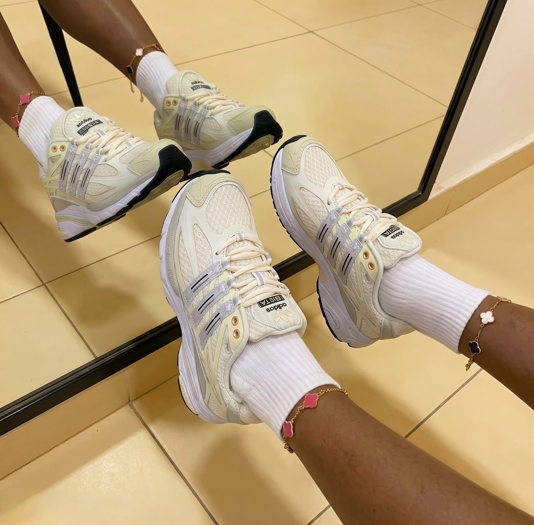 кроссовки женские adidas,кроссовки adidas,кроссовки adidas original,кроссовки adidas response cl,кроссовки adidas response