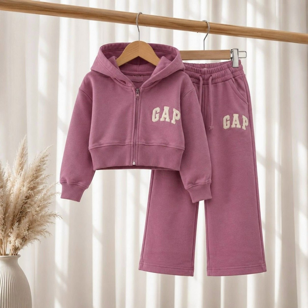 спортивные костюмы для девочек,спортивный костюм gap,детские костюмы,костюм фиолетовый,костюм для девочек