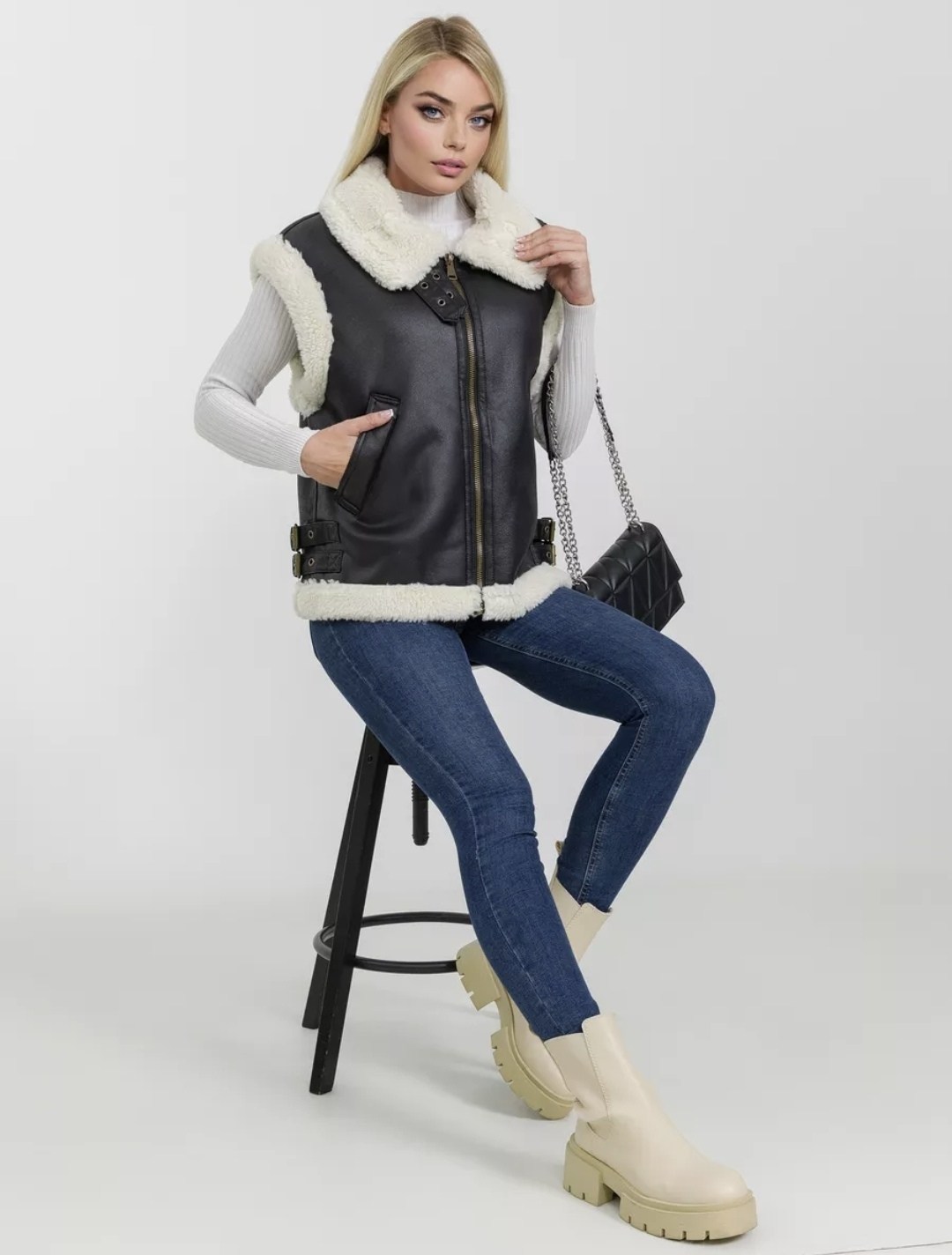 жилетка дубленка авиатор утепленная glossy style,жилет женский,женская жилетка,меховая жилет,жилет