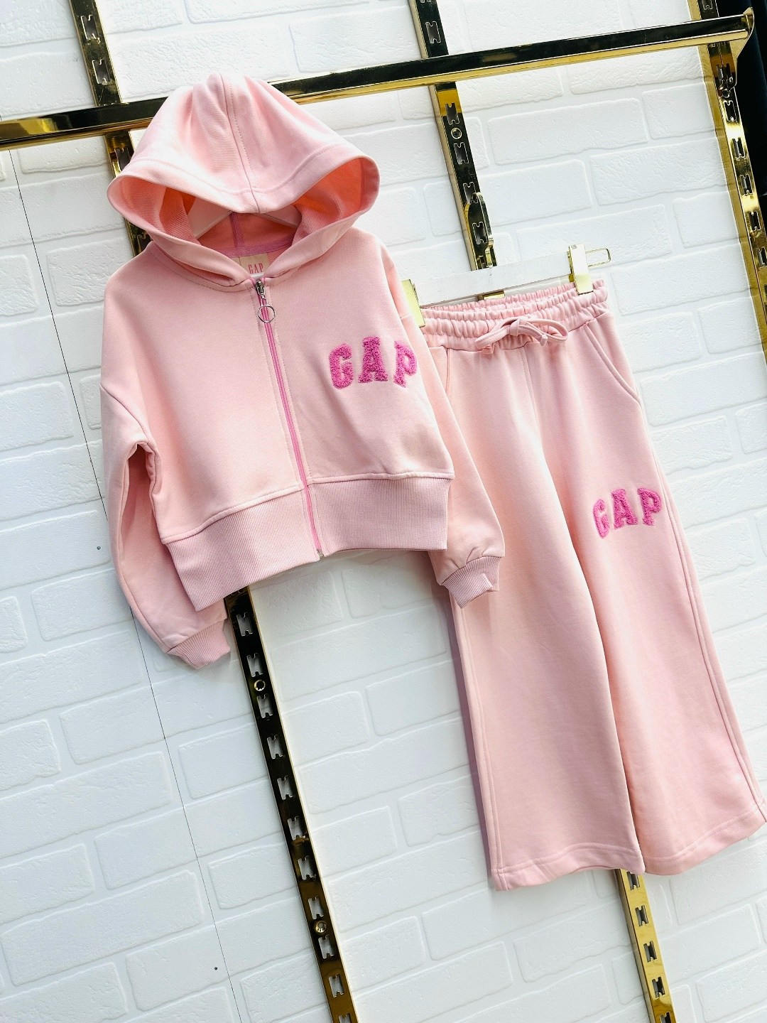 спортивный костюм gap,спортивные костюмы для девочек,детский спортивный костюм для девочек,костюм для девочек,костюм розово