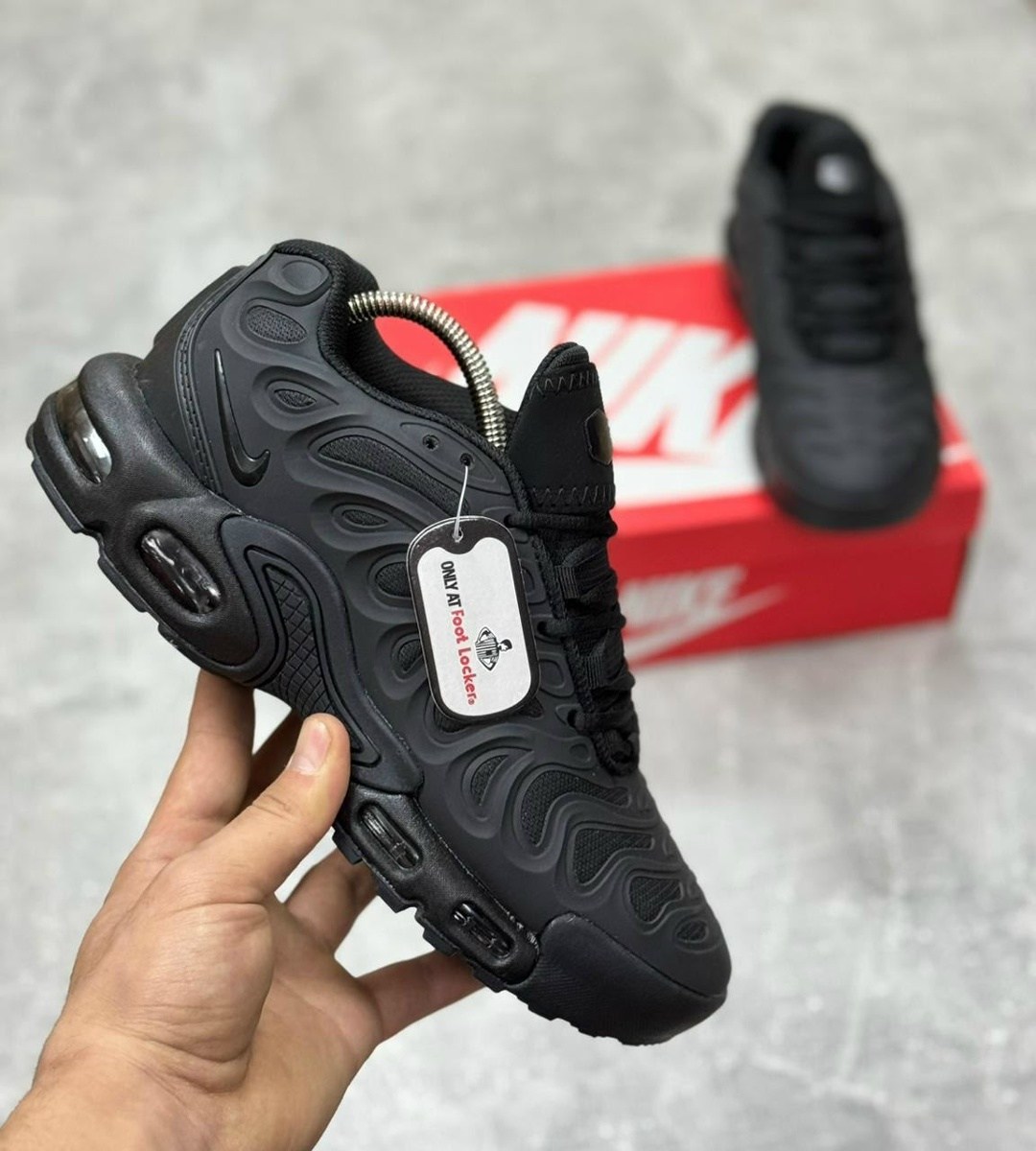 кроссовки nike air max tn plus,кроссовки nike air max plus,nike air max plus tn,кроссовки,кроссовки nike air max plus drift