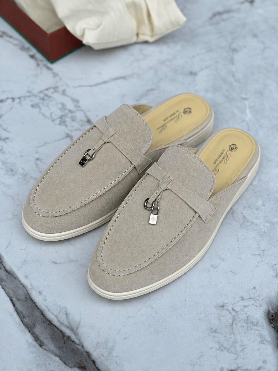 ,мюли loro piana,сабо loro piana,лоферы loro piana,сабо мужской loro piana бежевый замша размер 43