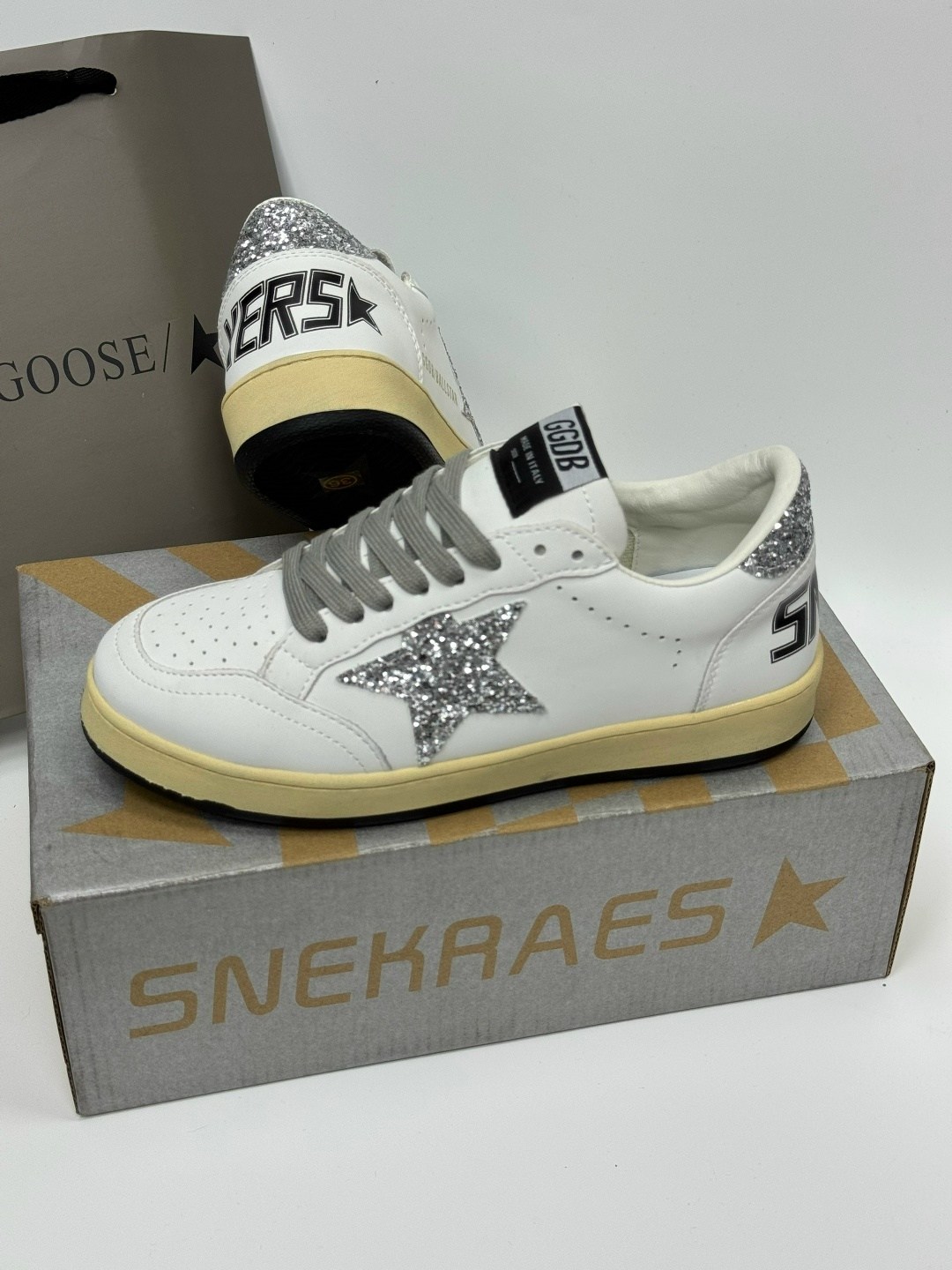 кроссовки golden goose,кроссовки golden goose ball star,кроссовки golden goose женские,кроссовки golden goose wmns ballstar milk gold кремовый,низкие кожаные кроссовки ballstar 12164 golden goose муль