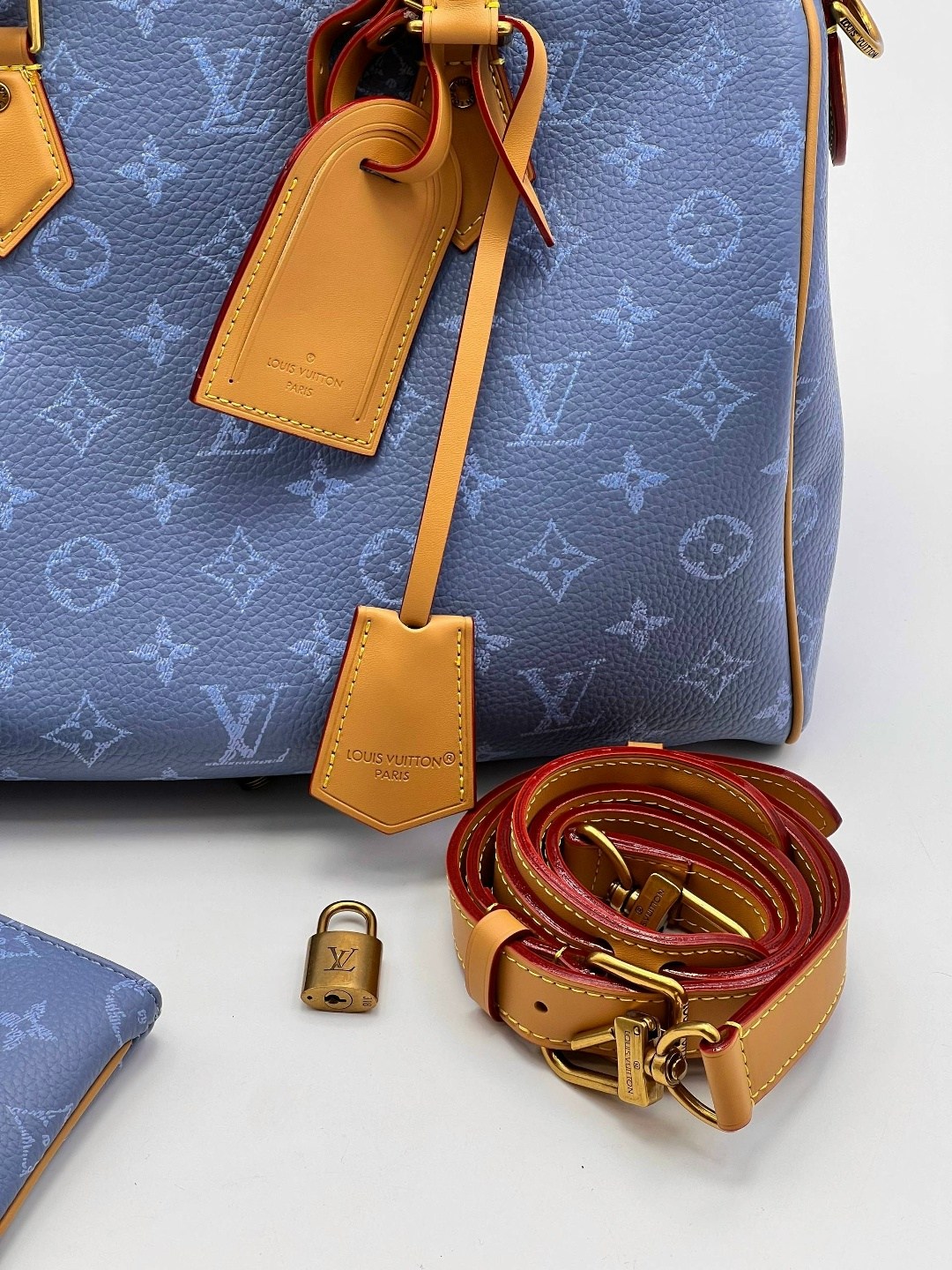 сумка louis vuitton,сумка женская louis vuitton,louis vuitton сумка на плечо,сумка луи виттон через плечо,сумка