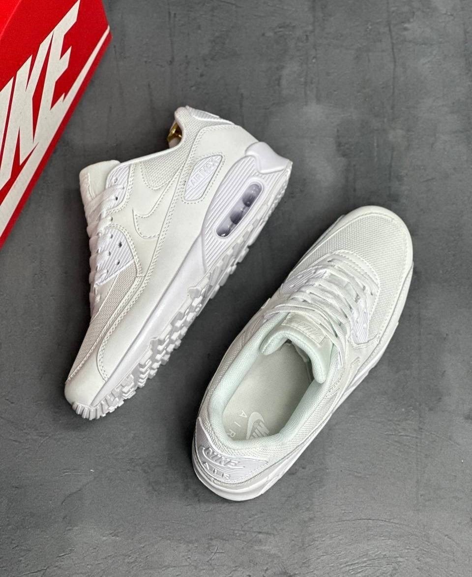 белые кроссовки nike air max 90,кроссовки nike air max 90 leather white,кроссовки nike air max 90,nike air max 90 triple white,кроссовки nike air max 90 essential white